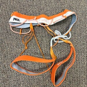 Petzl SITTA Men's Climbing Harness - Orange and white